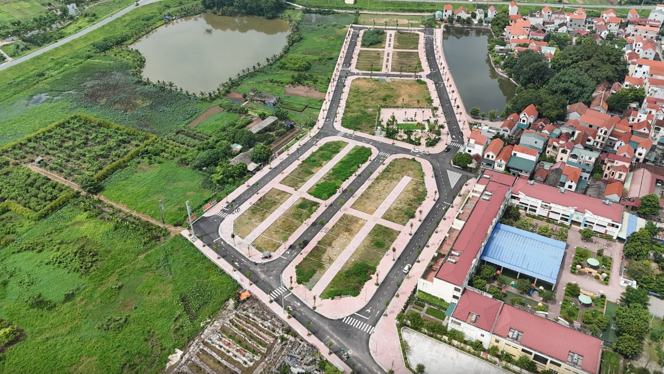 Điểm mặt những rủi ro khiến nhà đầu tư có thể mất tiền to nếu ào ào mua đất theo tin đồn sáp nhập tỉnh