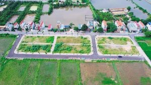 Sốt đất đấu giá tan nhanh như bong bóng