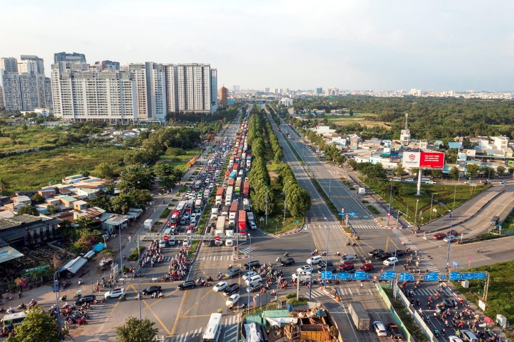 Cần hơn 15 ngàn tỷ đồng để mở rộng cao tốc Thành phố Hồ Chí Minh - Long Thành - Dầu Giây 1 Cần hơn 15 ngàn tỷ đồng để mở rộng cao tốc Thành phố Hồ Chí Minh - Long Thành - Dầu Giây