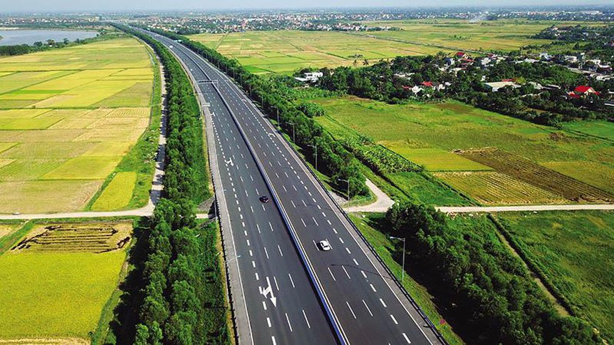 Hoàn thiện phương án đầu tư mở rộng các đoạn tuyến cao tốc Bắc - Nam phía Đông 1 Hoàn thiện phương án đầu tư mở rộng các đoạn tuyến cao tốc Bắc - Nam phía Đông